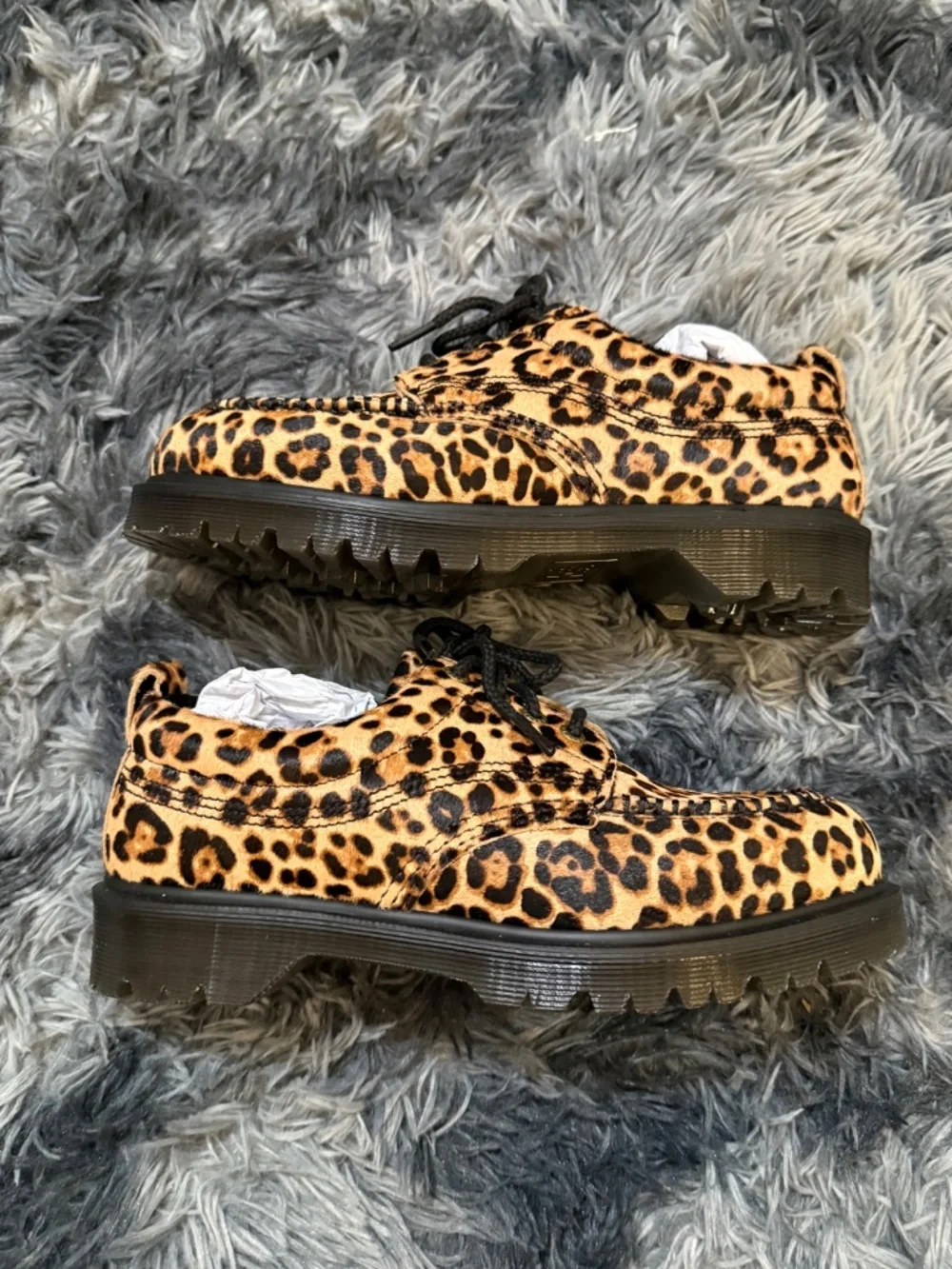 Dr. Martens Lowell Archive Leopard 9W/8M